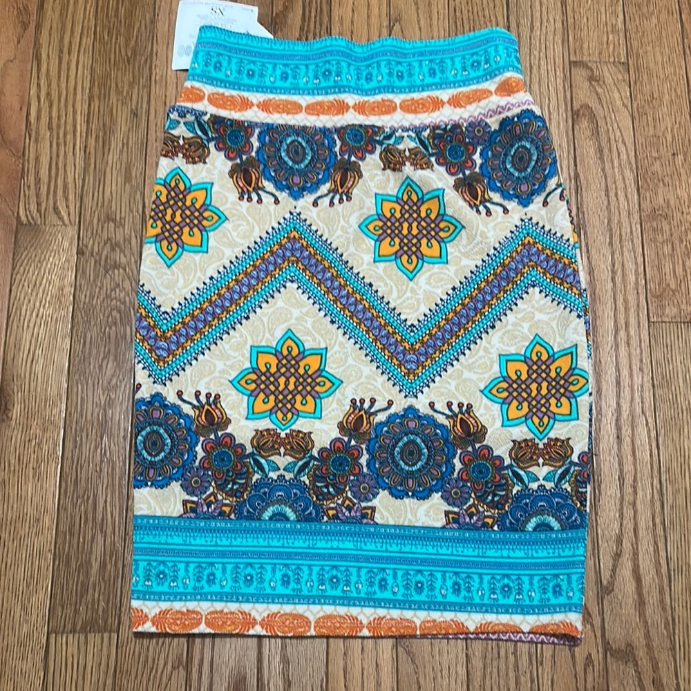 LuLaRoe Blue and White Embellished Pencil Skirt Size XS - Picture 3 of 5